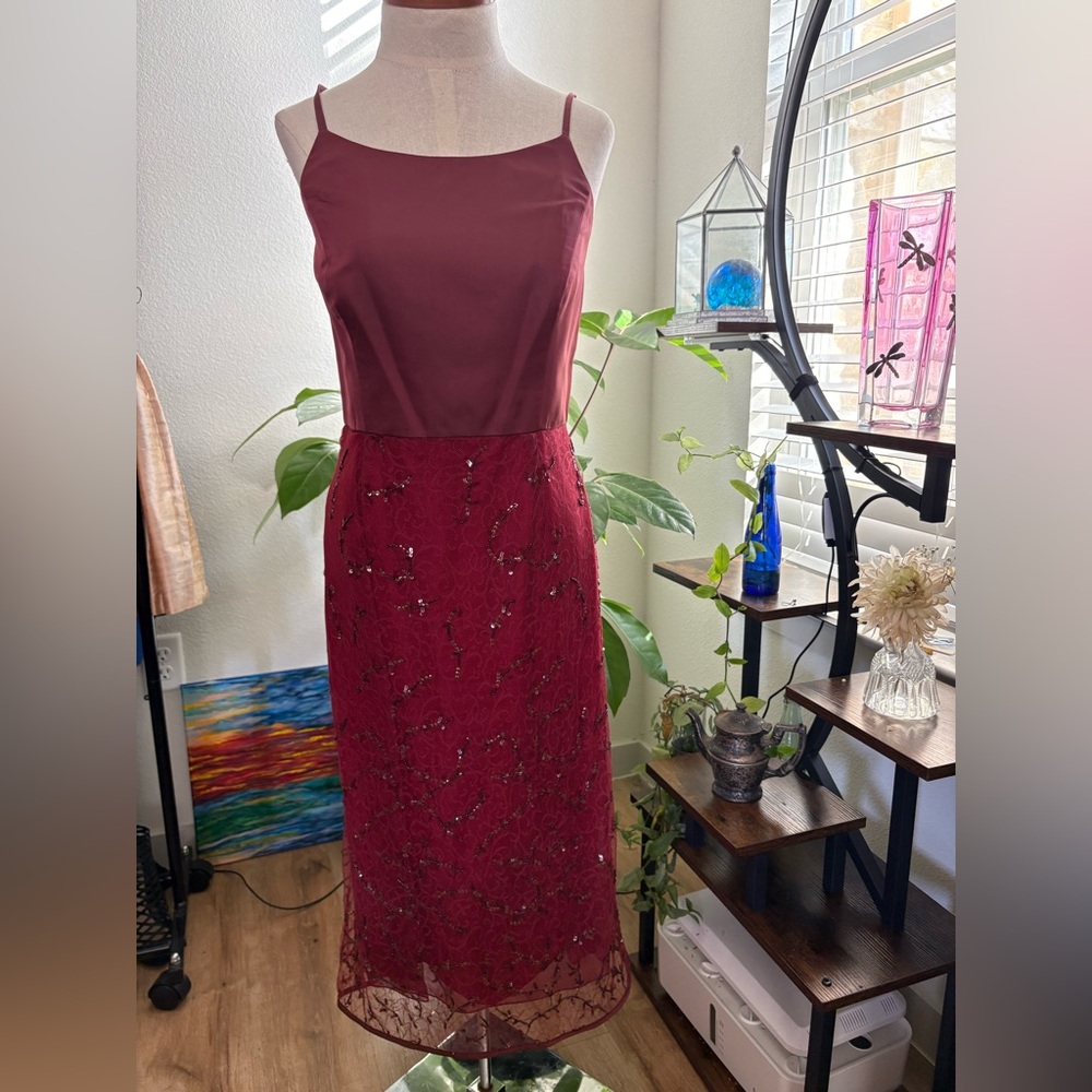 Lela Rose Burgundy Midi Dress